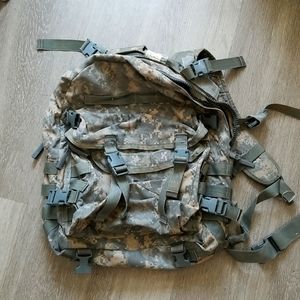 👩‍✈️Vintage Army Backpack💪